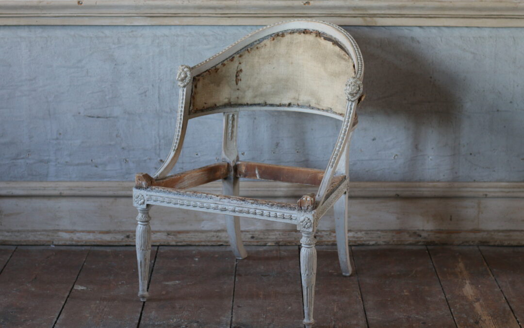 Item no14, Barrowback armchair